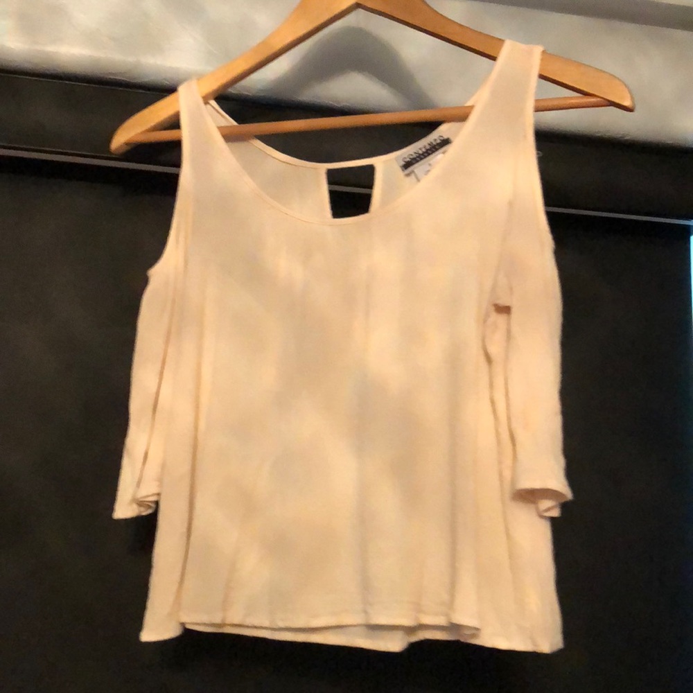 Off the shoulder cropped shirt